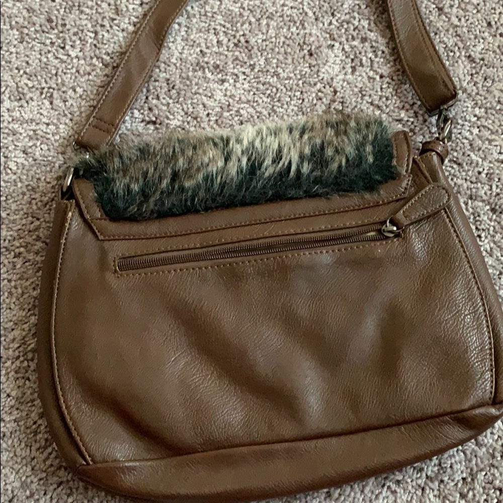 Crossbody - Picture 2 of 3